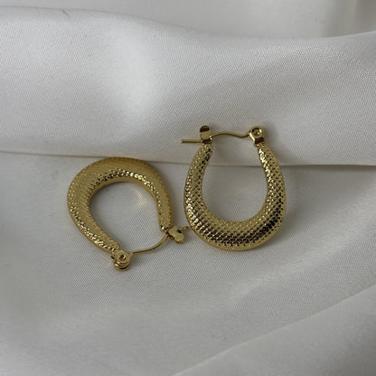 Pertula Hoops