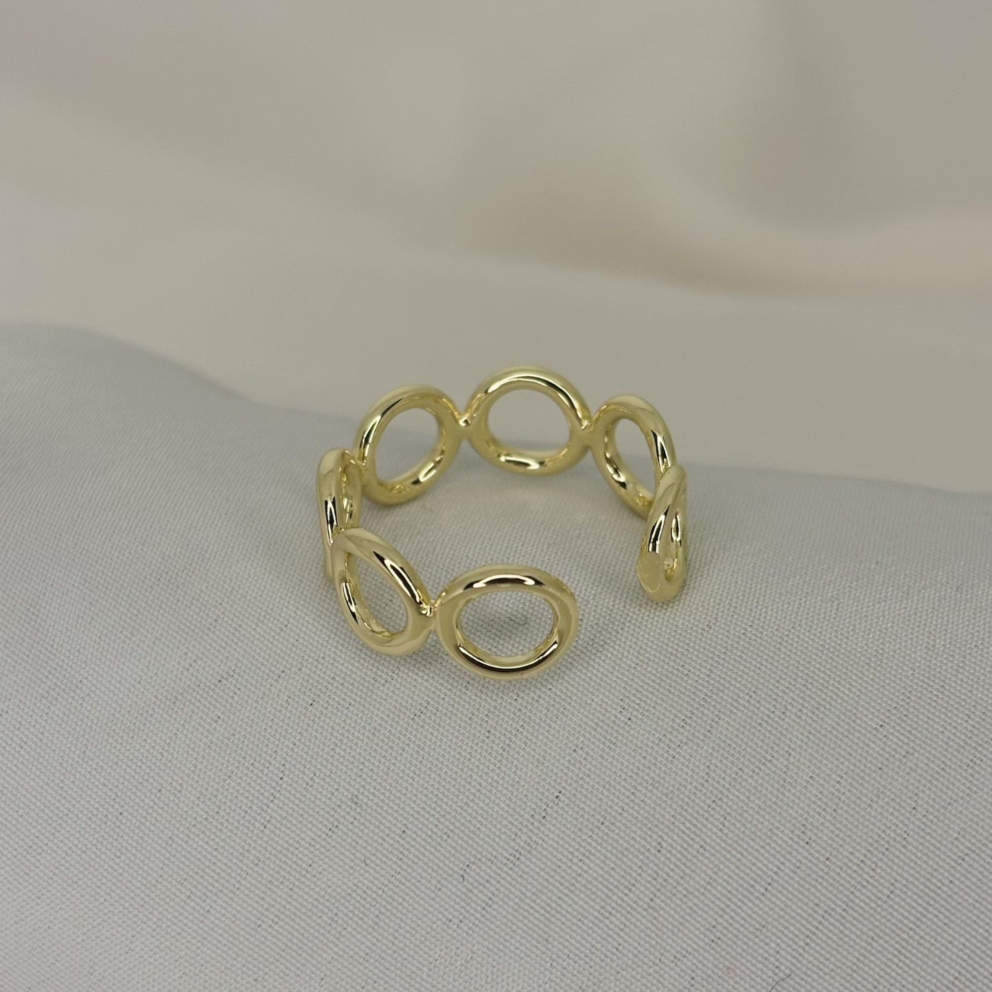Earl Gold Ring