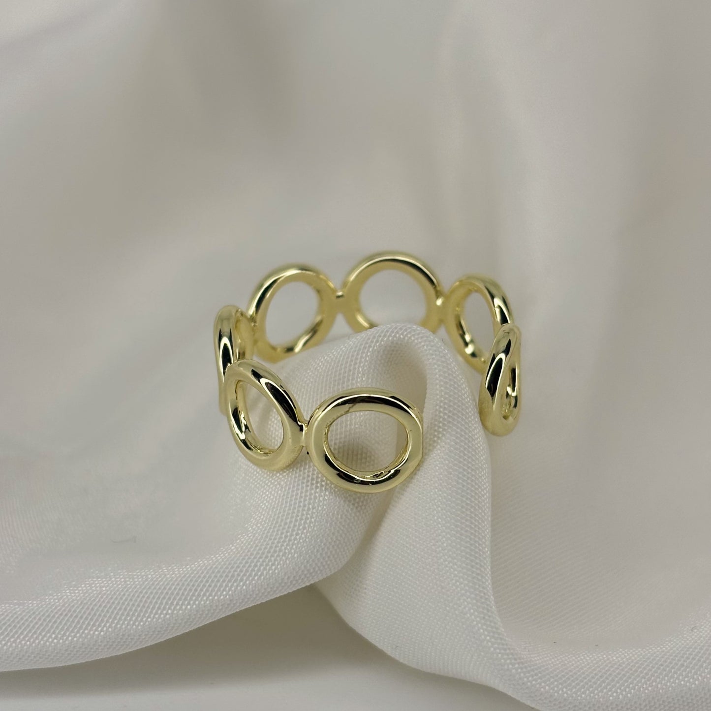 Earl Gold Ring